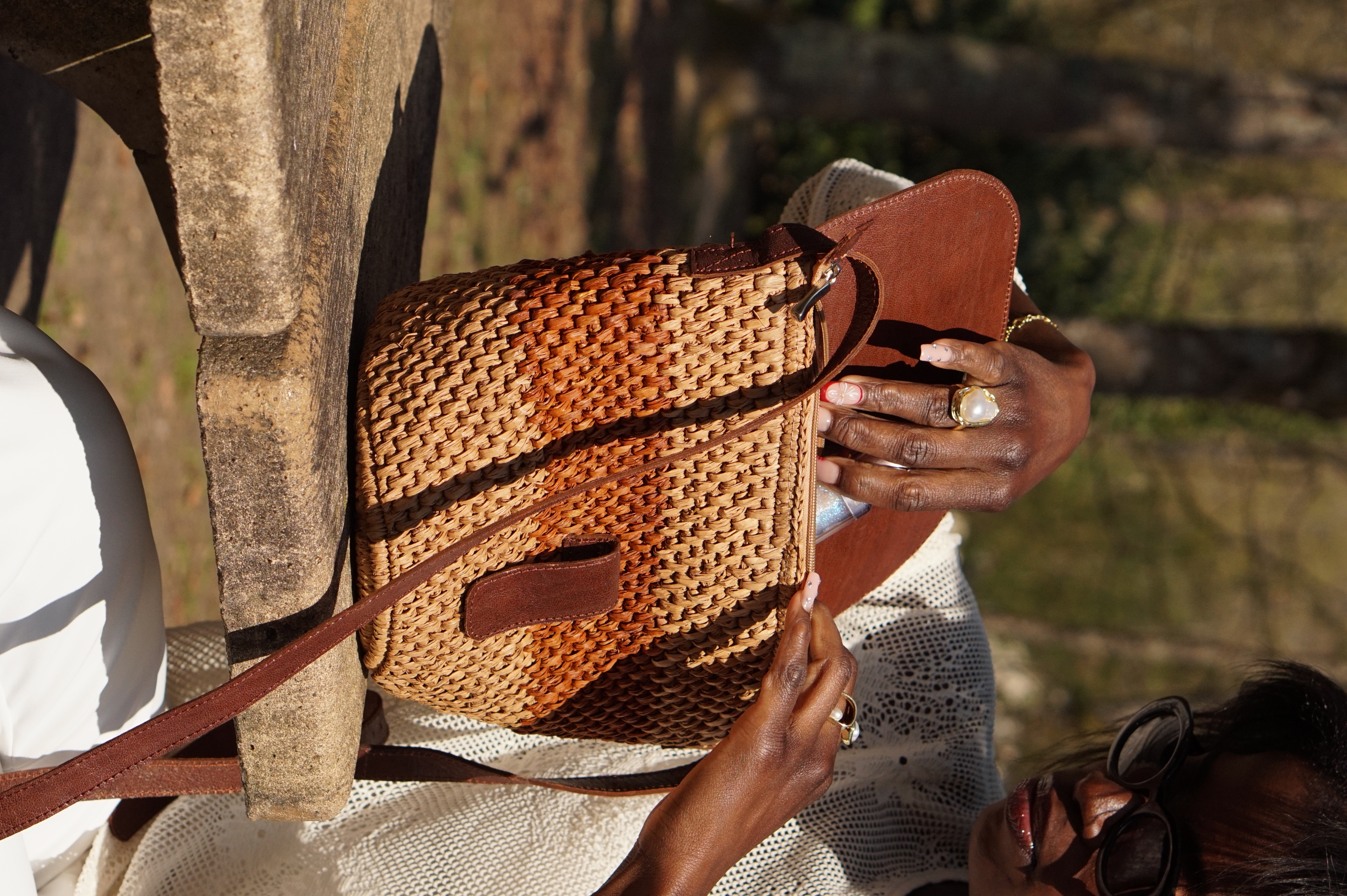 Sac port&eacute; par Xavi&egrave;re - vue 4
