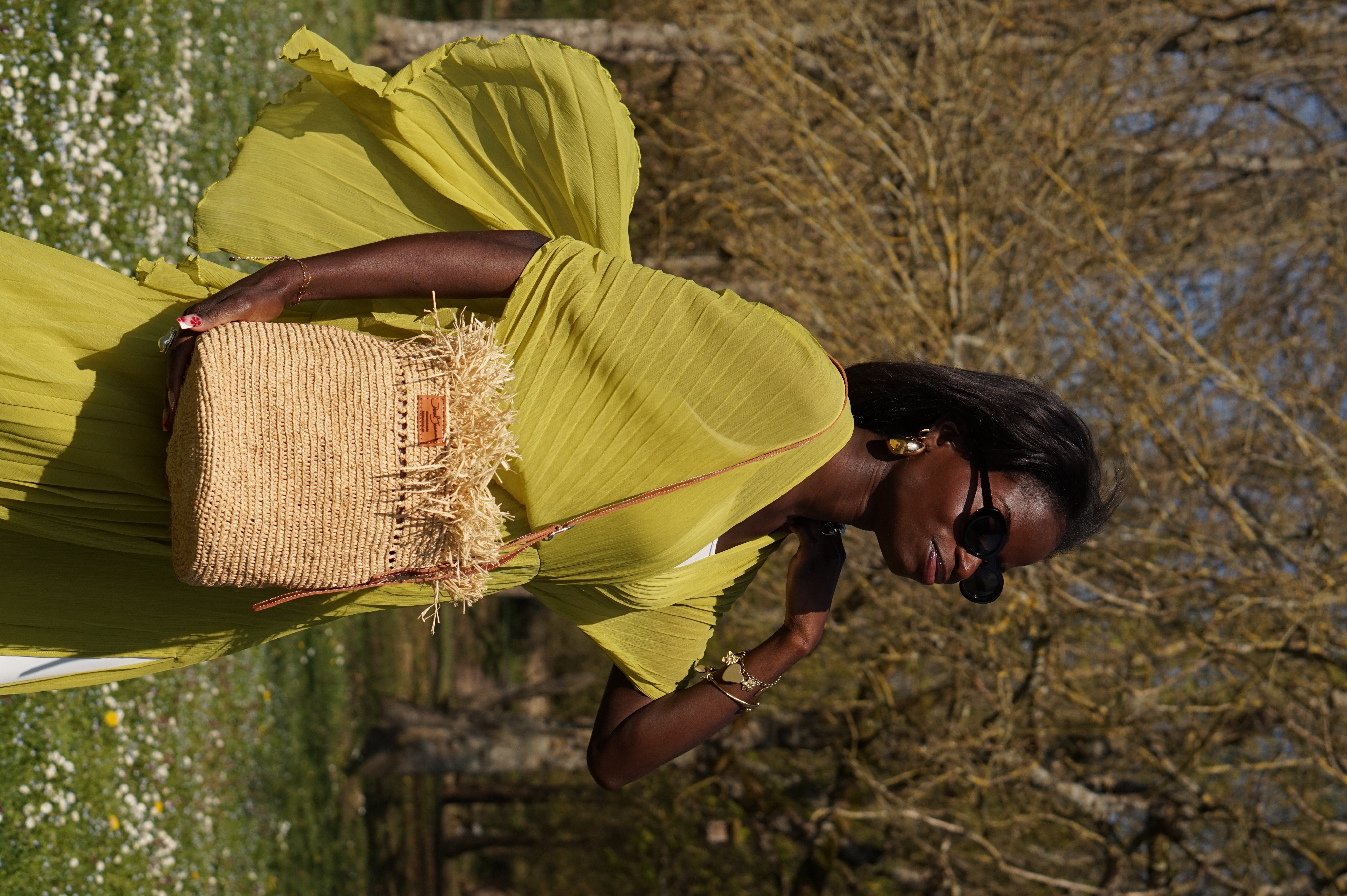 Sac port&eacute; par Xavi&egrave;re - vue 1