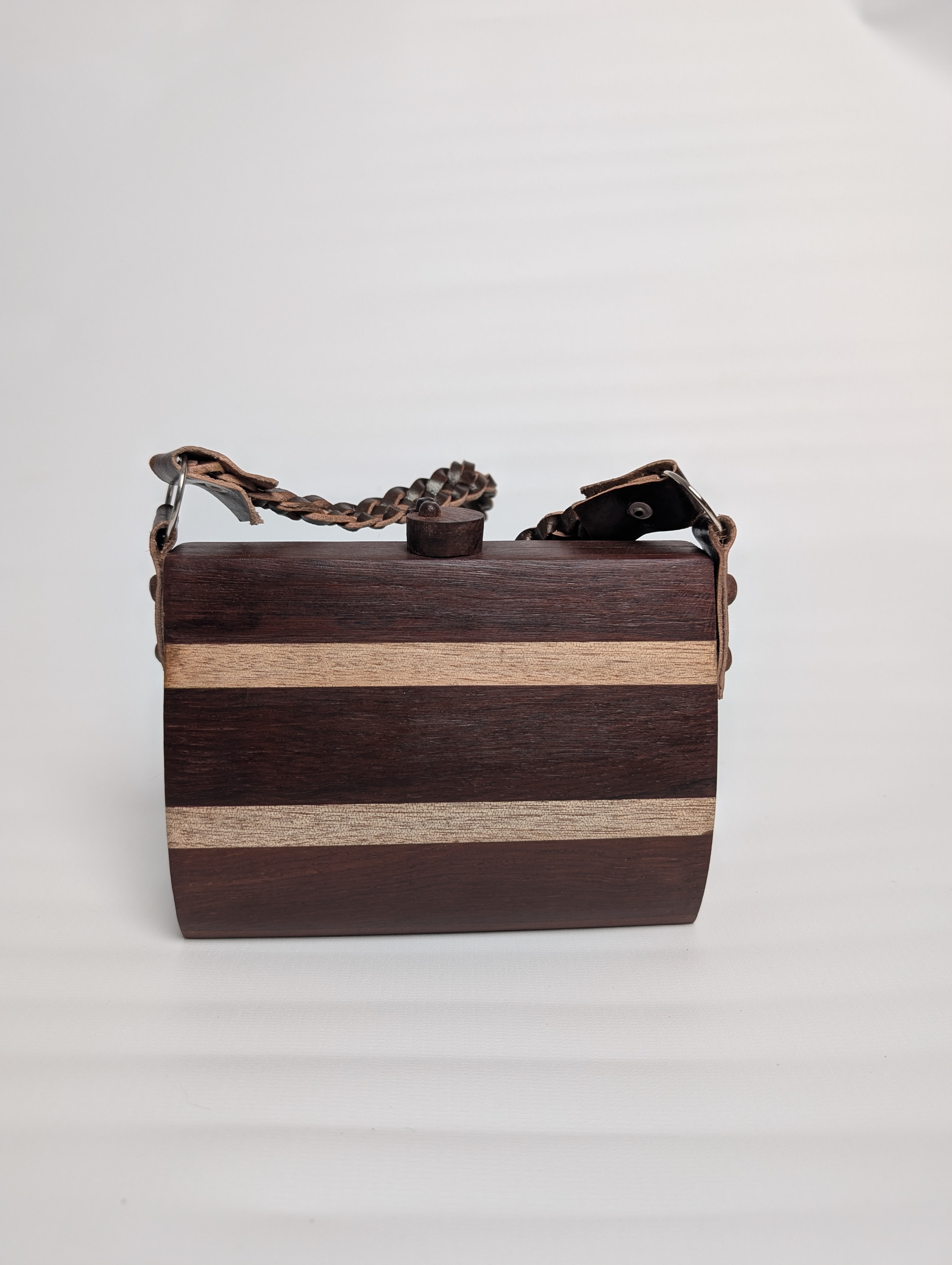 Sac en raphia ray&eacute; marron et beige